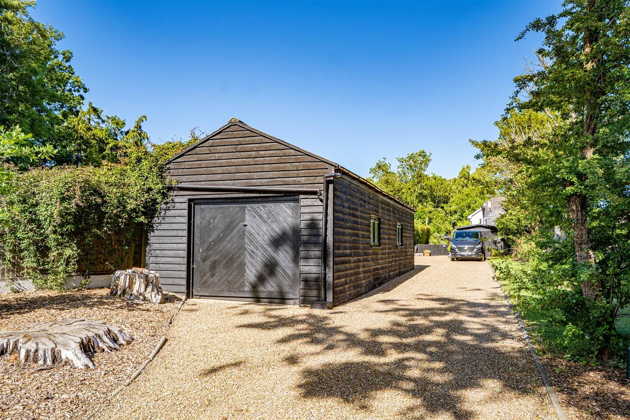 Silverhill Avenue, St. Leonards-On-Sea, photo 57