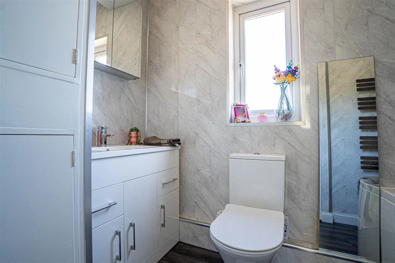 Silverhill Avenue, St. Leonards-On-Sea, photo 41