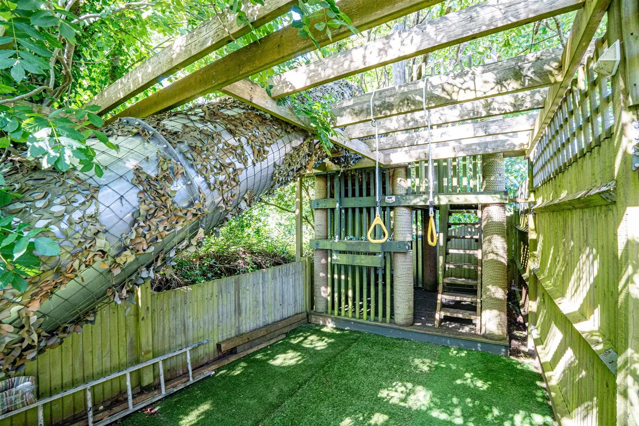 Silverhill Avenue, St. Leonards-On-Sea, photo 64