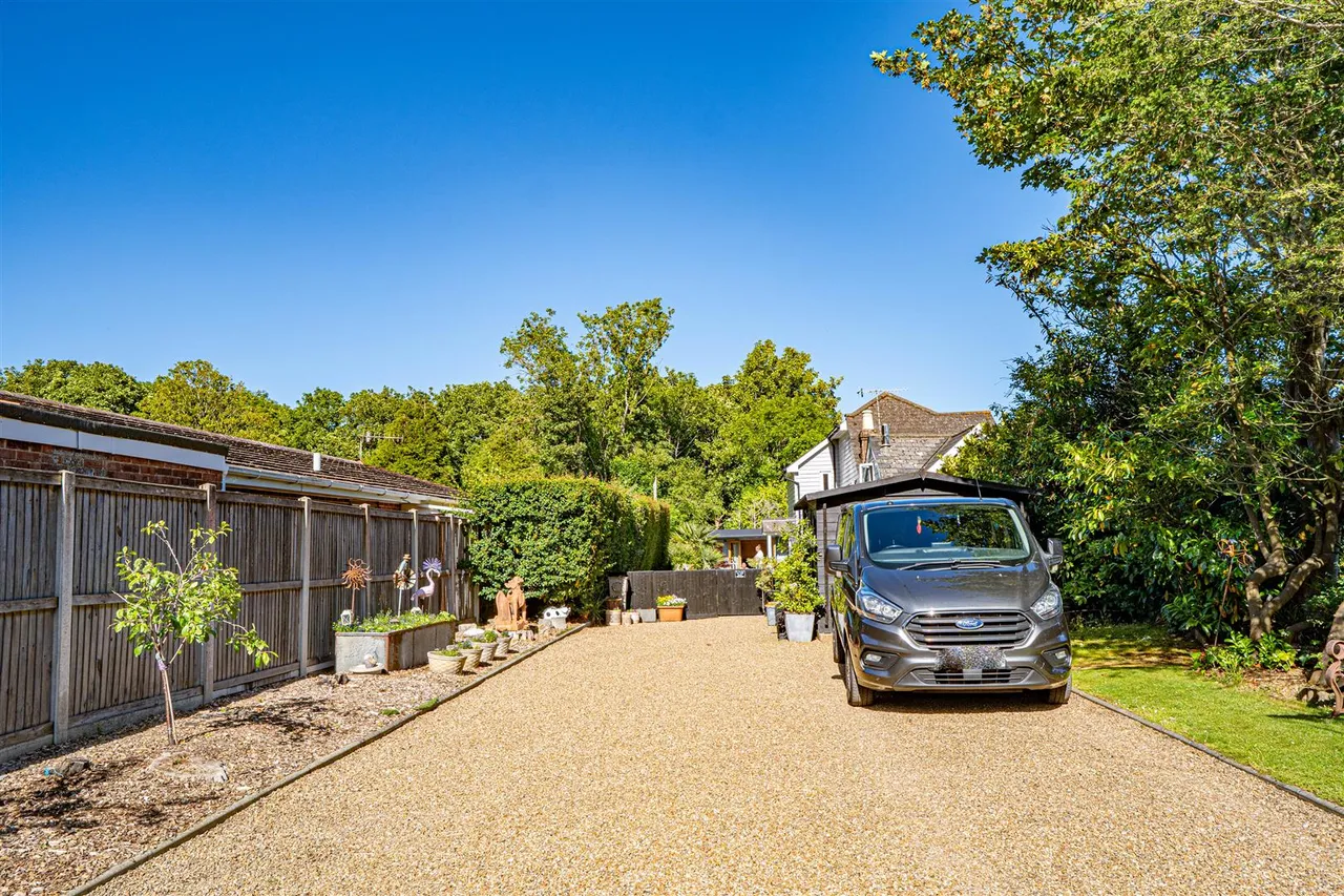 Silverhill Avenue, St. Leonards-On-Sea, photo 58