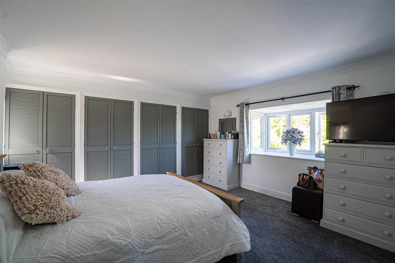 Silverhill Avenue, St. Leonards-On-Sea, photo 32