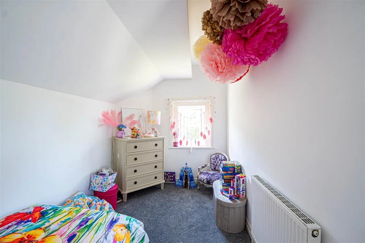 Silverhill Avenue, St. Leonards-On-Sea, photo 16