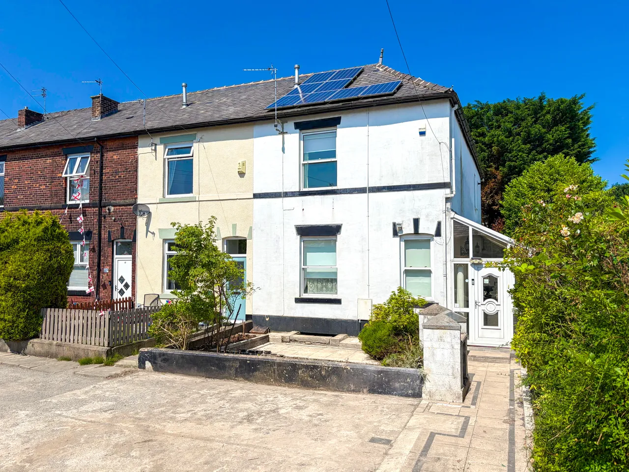 2 bed property for sale — Bolholt Terrace, Walshaw, Bury, BL8 1PP