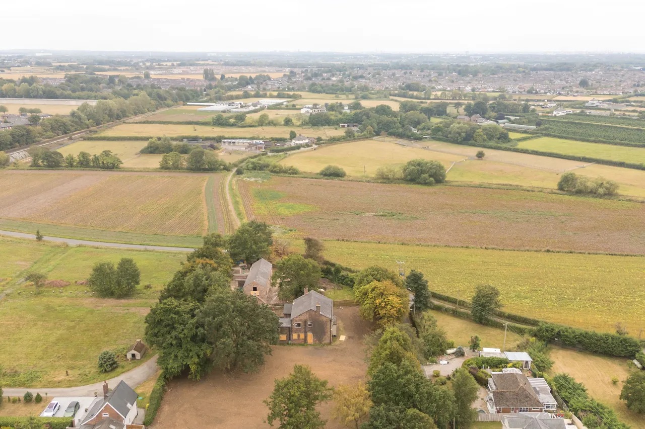 Brookfield Lane, Aughton, L39, photo 14