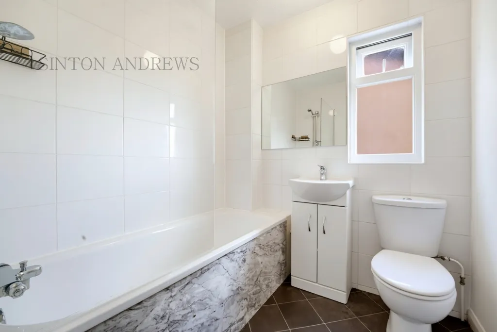 Littlewood Close, Ealing, photo 3
