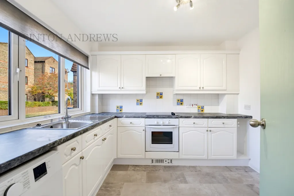 Littlewood Close, Ealing, photo 7