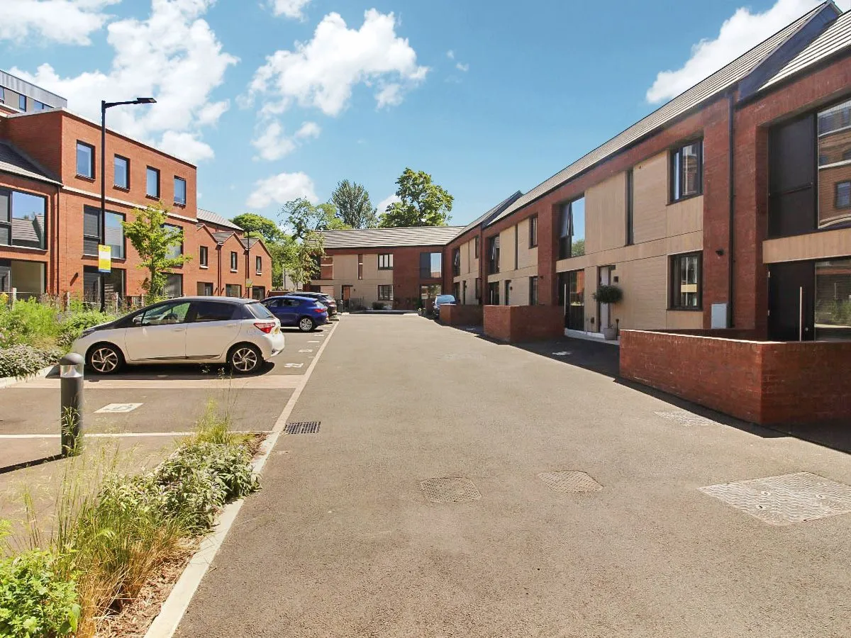 Unit Bulk Purchase, Stockport, SK5 6FX, photo 17