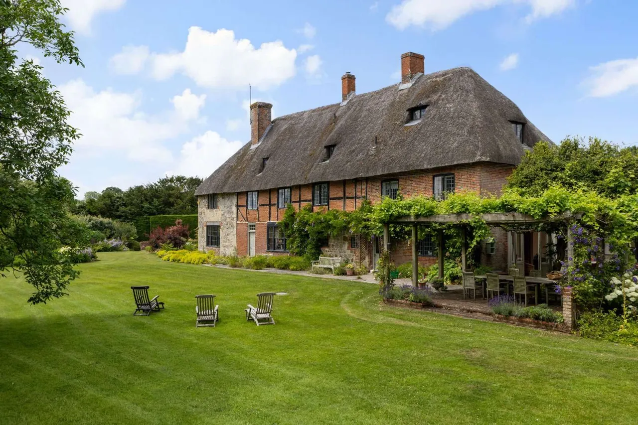7 bed house for sale — Wootton Rivers, Marlborough, Wiltshire, SN8 4NH