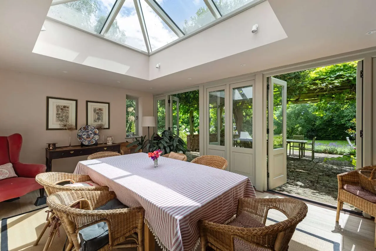 Wootton Rivers, Marlborough, Wiltshire, SN8 4NH, photo 3