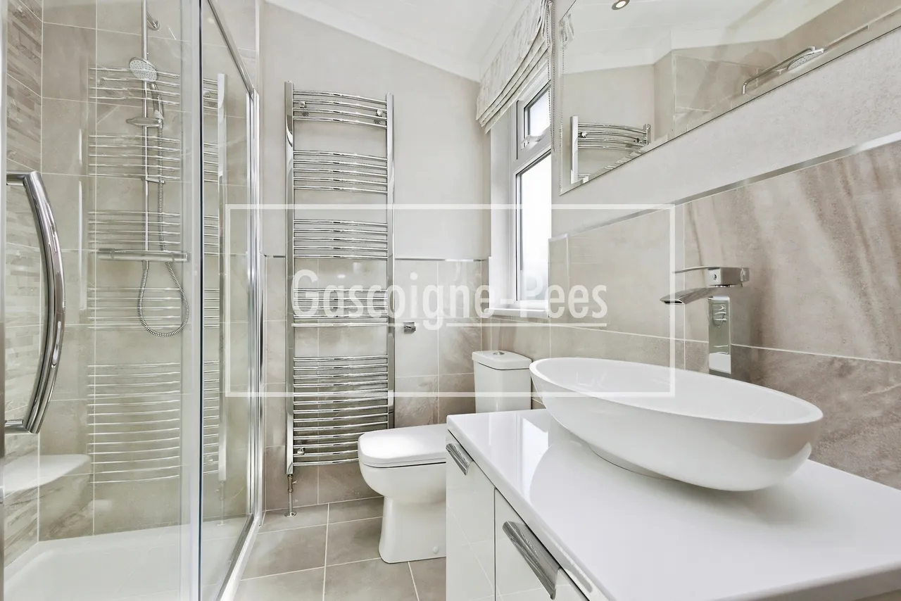 Portsmouth Road, Thursley, GU8, photo 7