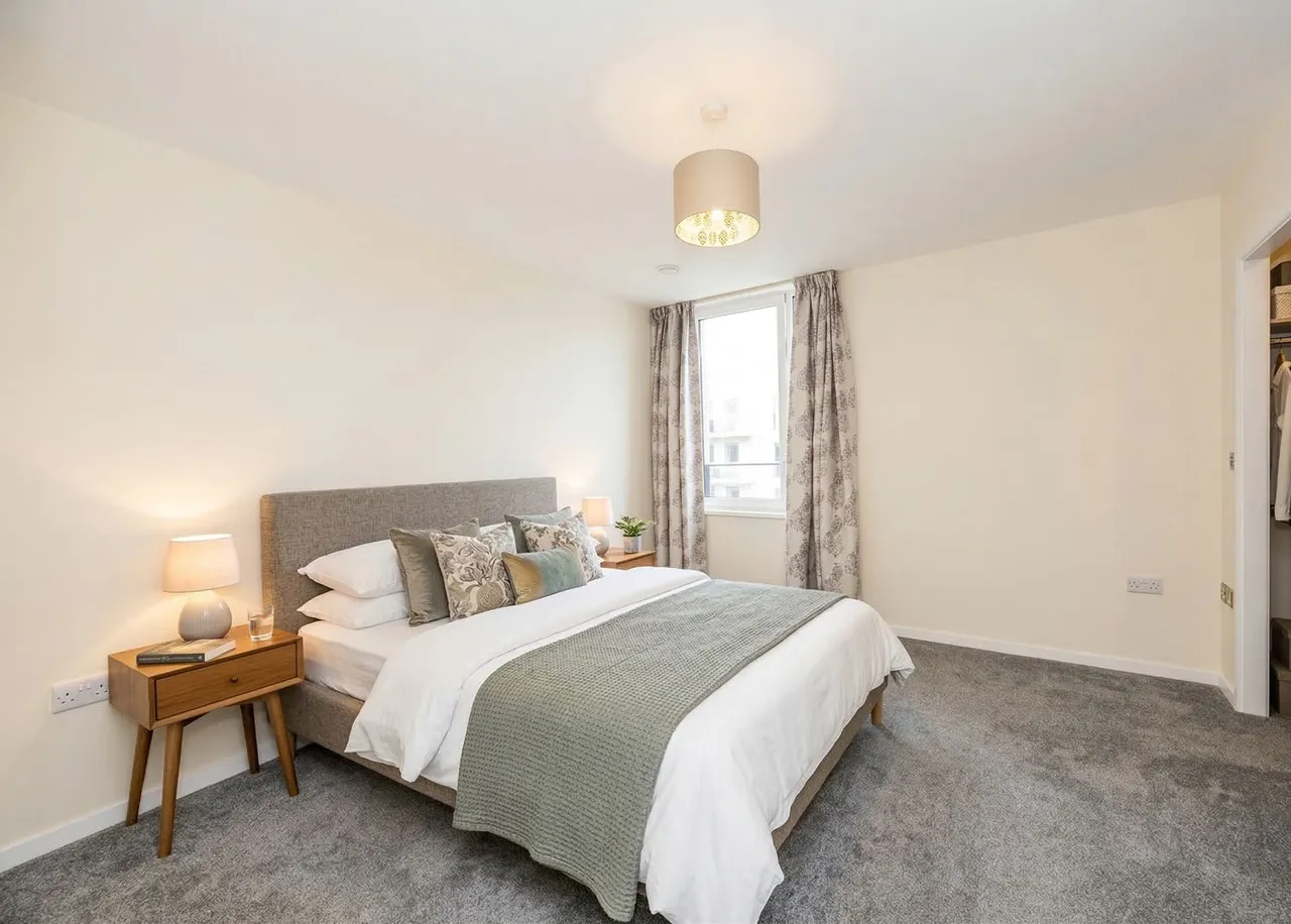 Logan Close, Stratford, E20, photo 7