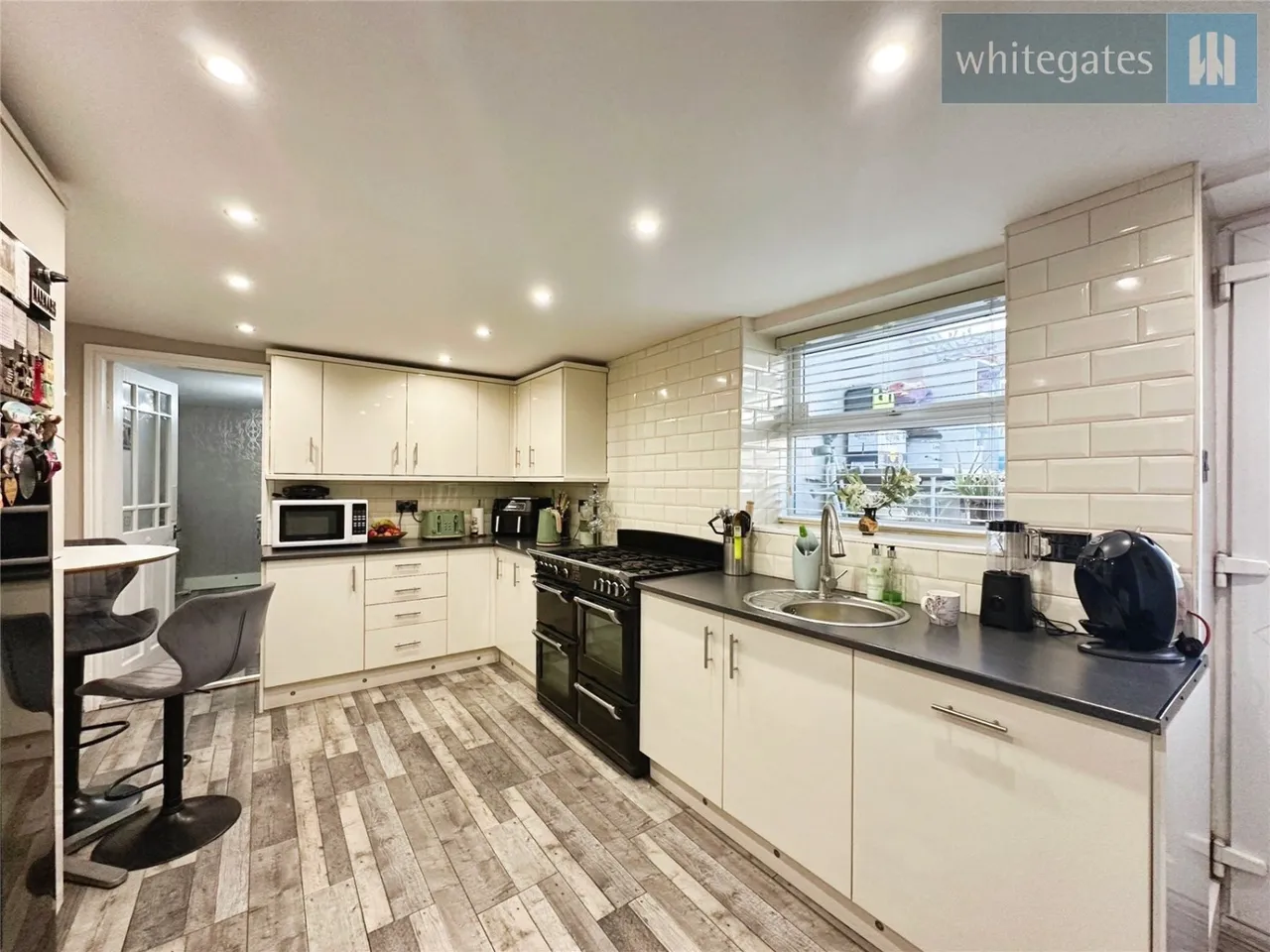 Victoria Road, Brynteg, LL11, photo 10