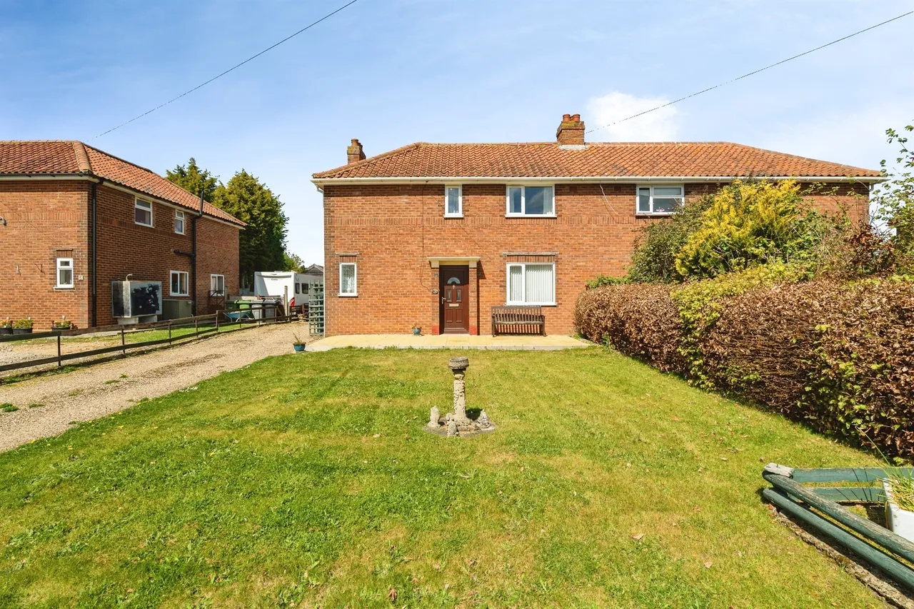 Station Road, Burston, IP22, photo 19