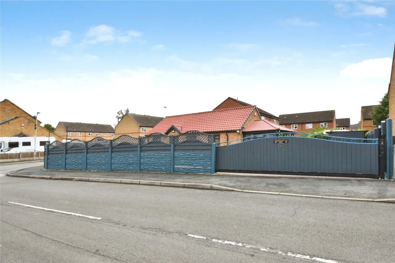 Ervins Lock Road, Wigston, LE18, photo 12