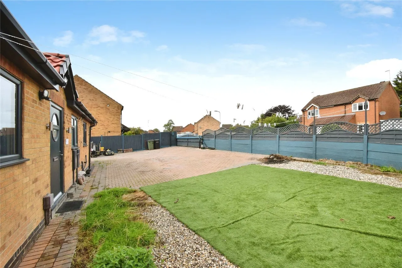 Ervins Lock Road, Wigston, LE18, photo 17