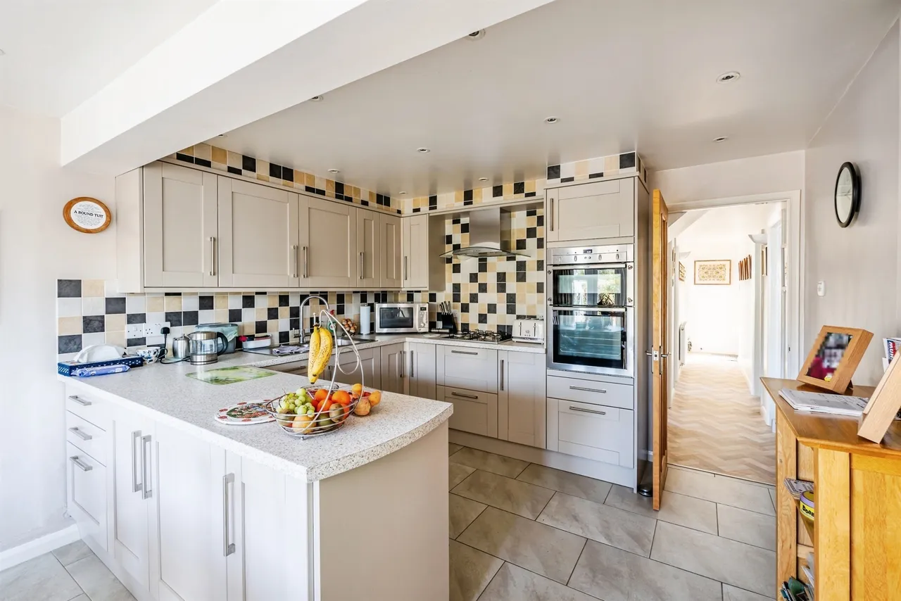 Bay Avenue, Pevensey Bay, BN24, photo 2