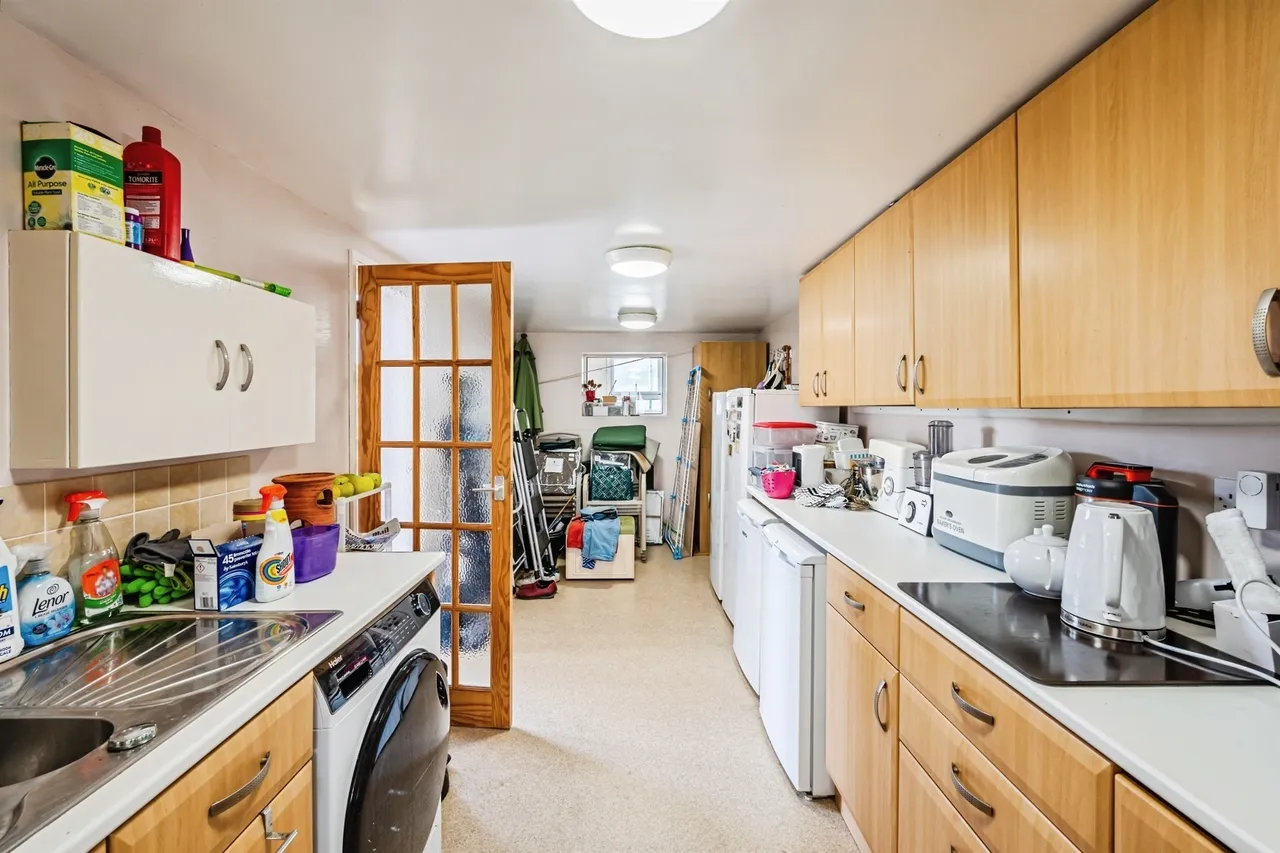 Bay Avenue, Pevensey Bay, BN24, photo 9
