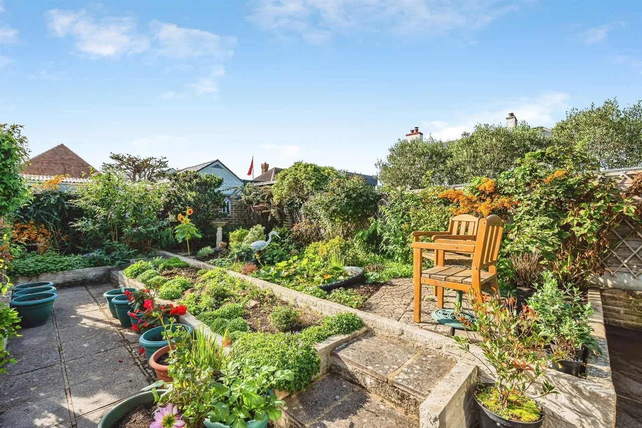 Bay Avenue, Pevensey Bay, BN24, photo 18