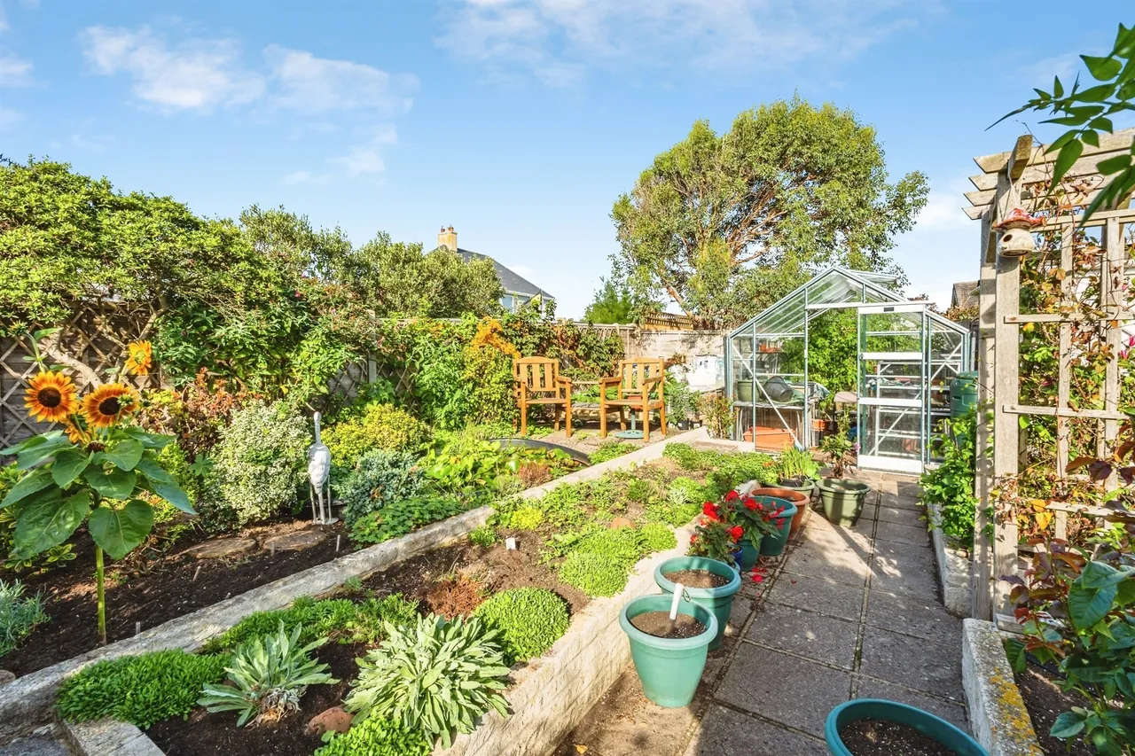 Bay Avenue, Pevensey Bay, BN24, photo 17