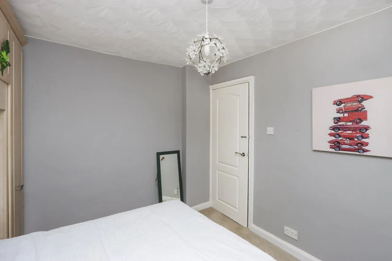 Bramley Hall Road, Sheffield, S13, photo 7