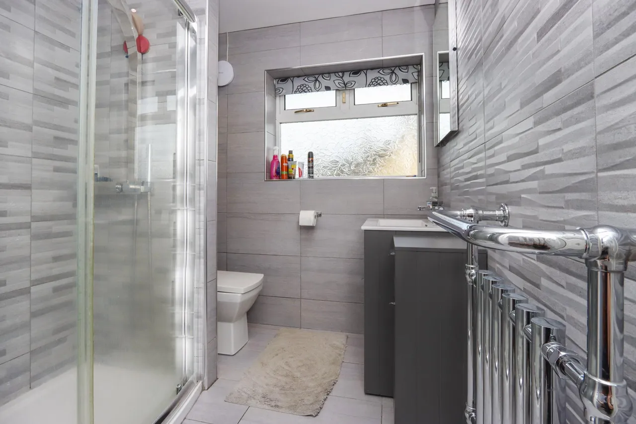 Bramley Hall Road, Sheffield, S13, photo 9