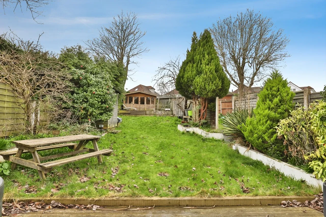 Wimborne Road, Bournemouth, BH10, photo 18