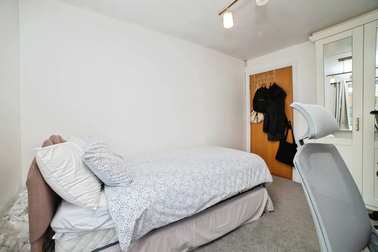Archdale Close, Chesterfield, Derbyshire, S40, photo 13