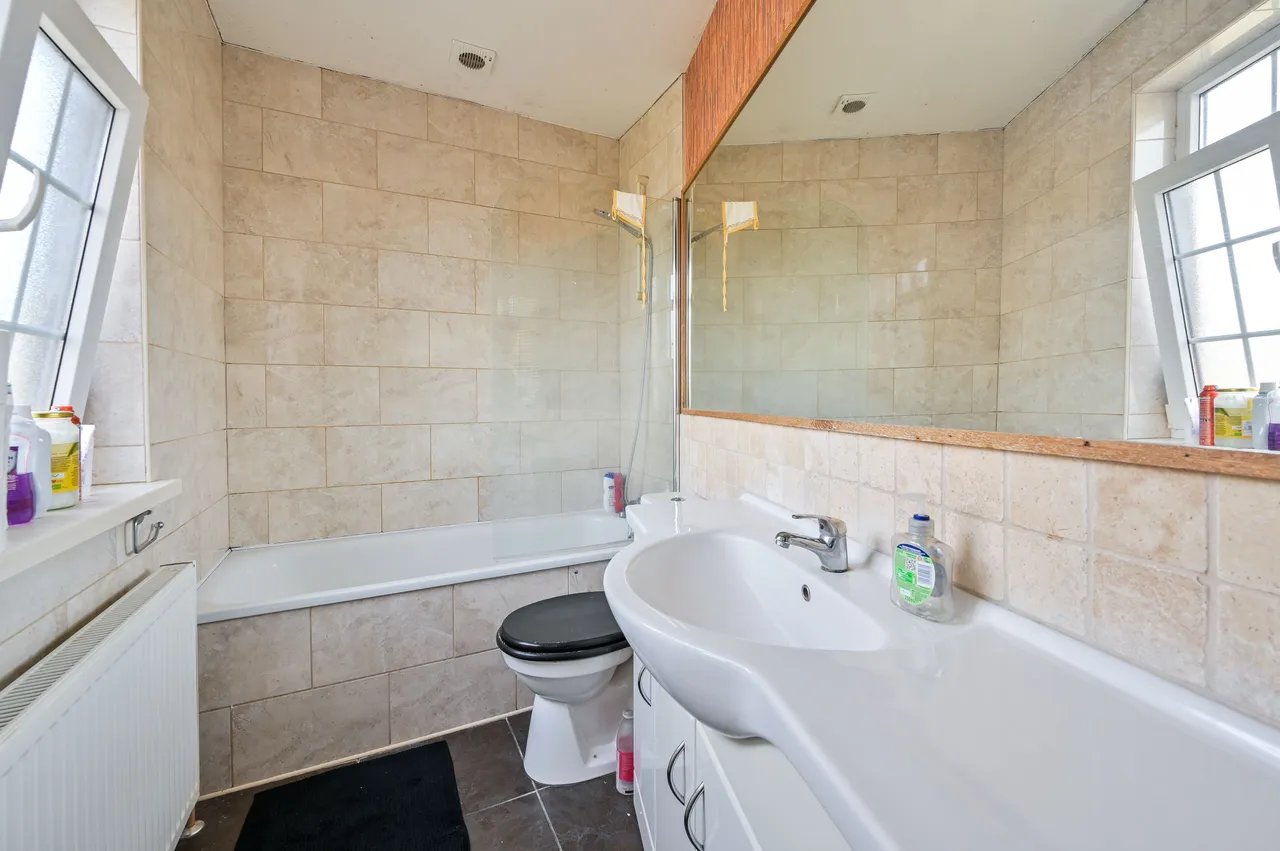 7 Firs Close, London, photo 10