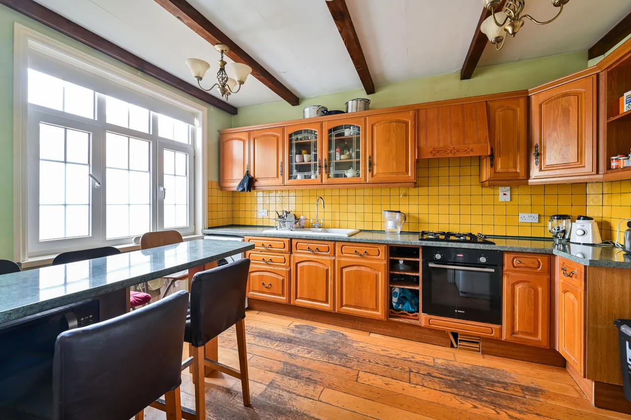7 Firs Close, London, photo 3