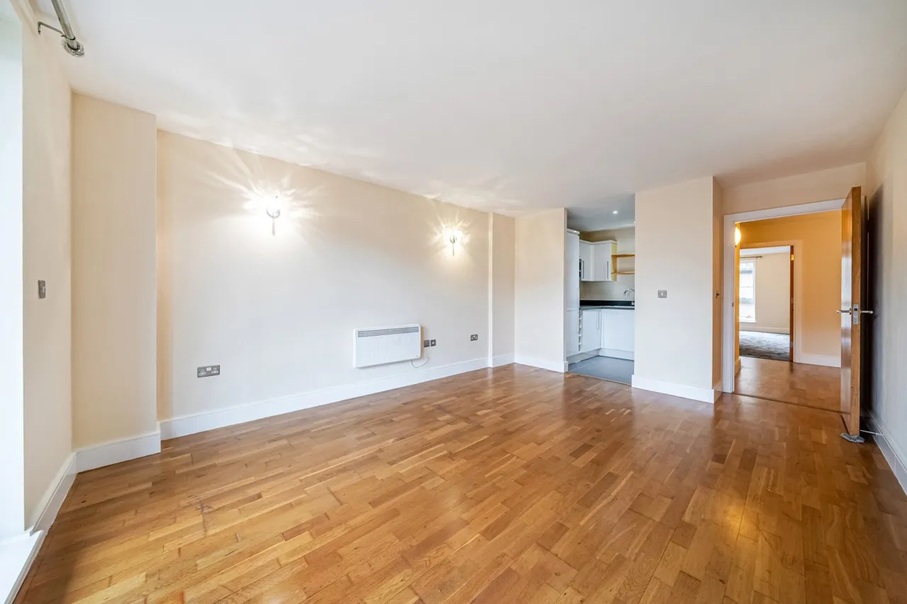 2 bed flat for sale — Peckham Grove, SE15