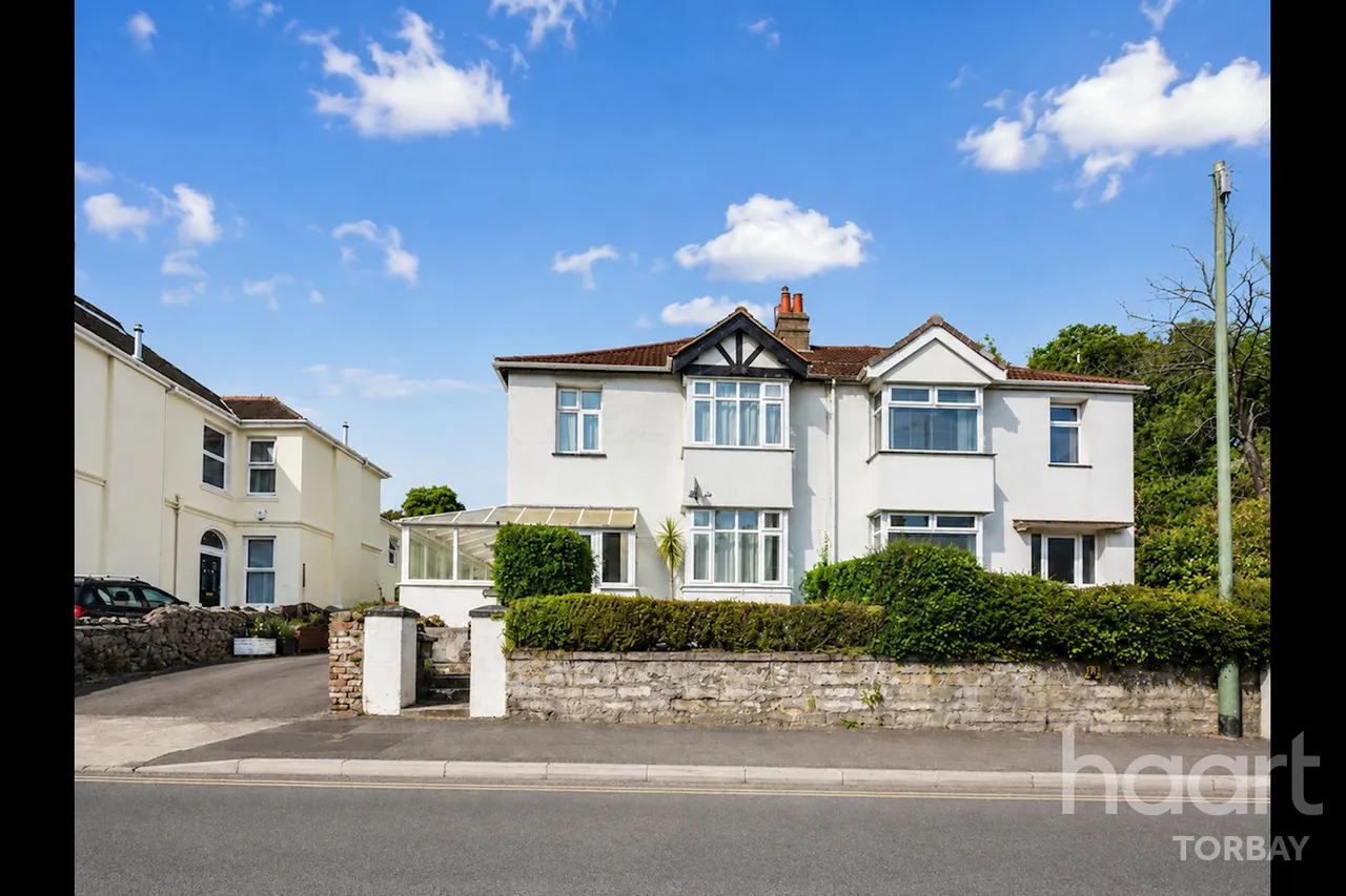 3 bed house for sale, Babbacombe Road, Torquay, TQ1