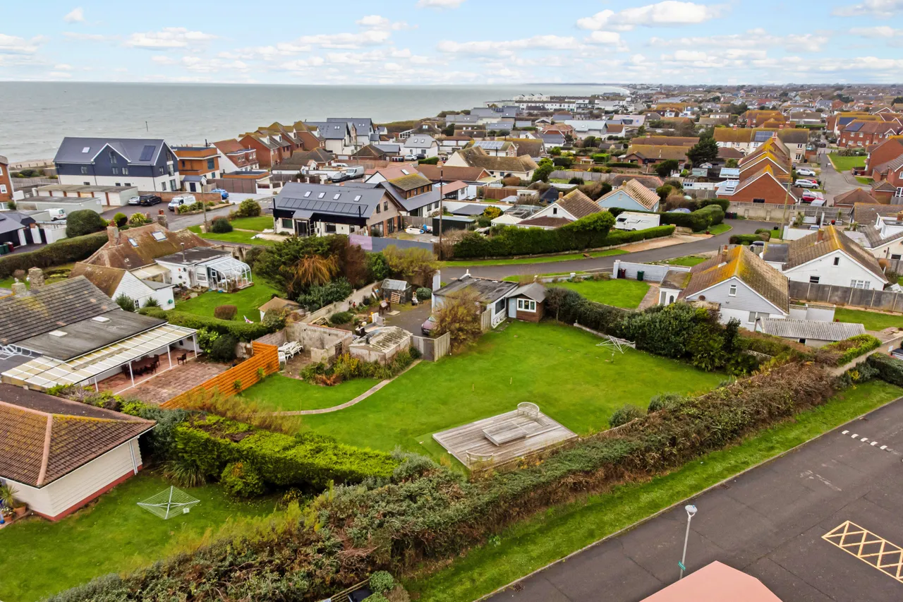 East Bracklesham Drive, Chichester, PO20, photo 6