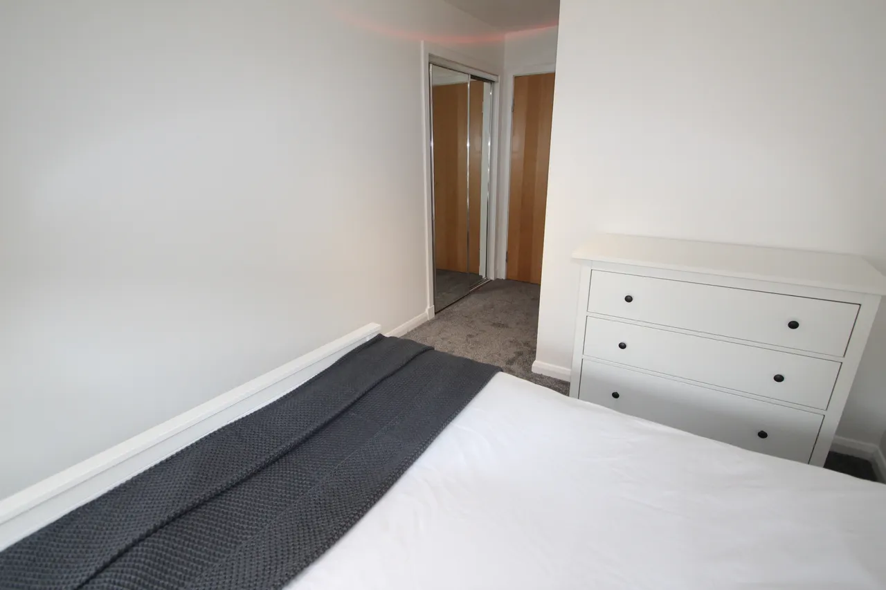 Queen Elizabeth Gardens, New Gorbals, G5, photo 8