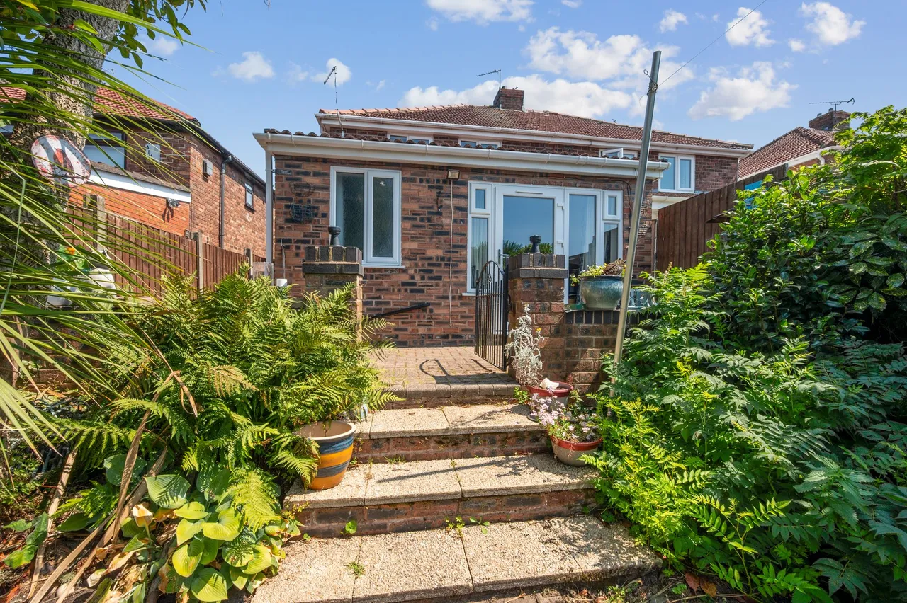 Leach Lane, Sutton Leach, St. Helens, St. Helens, WA9 4PG, photo 26