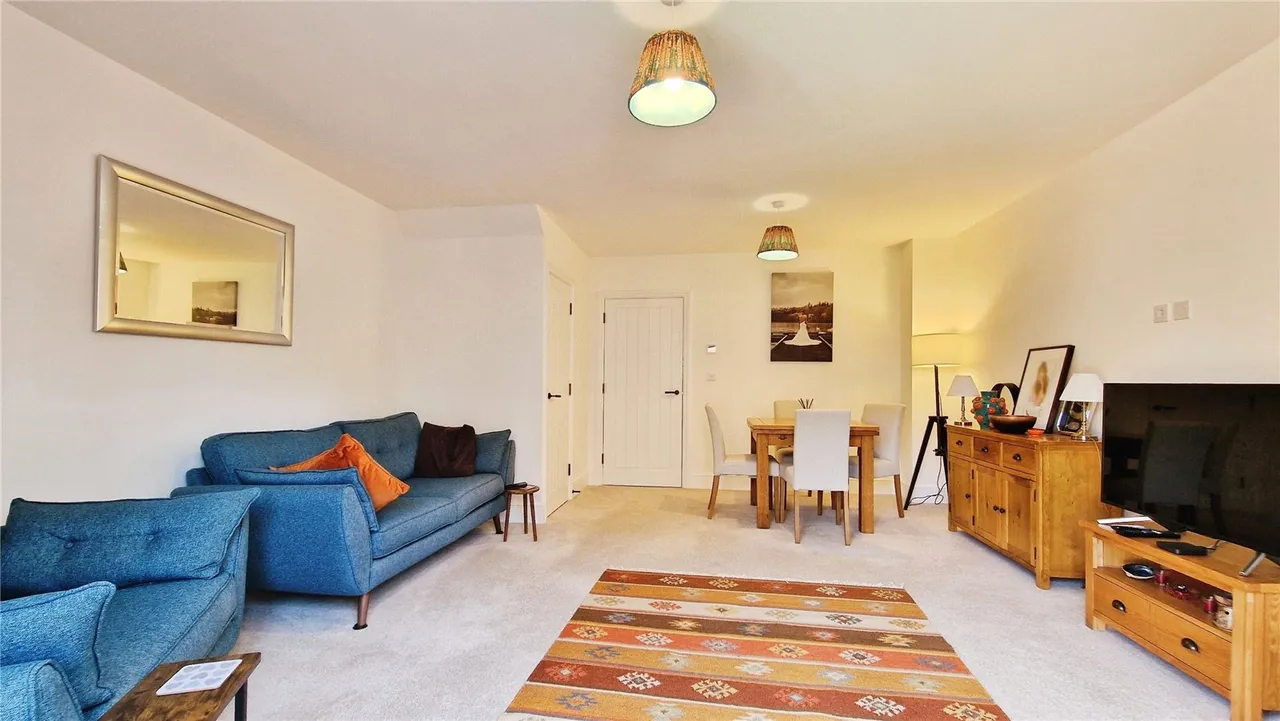 Assheton Croft, Binfield, RG42, photo 6
