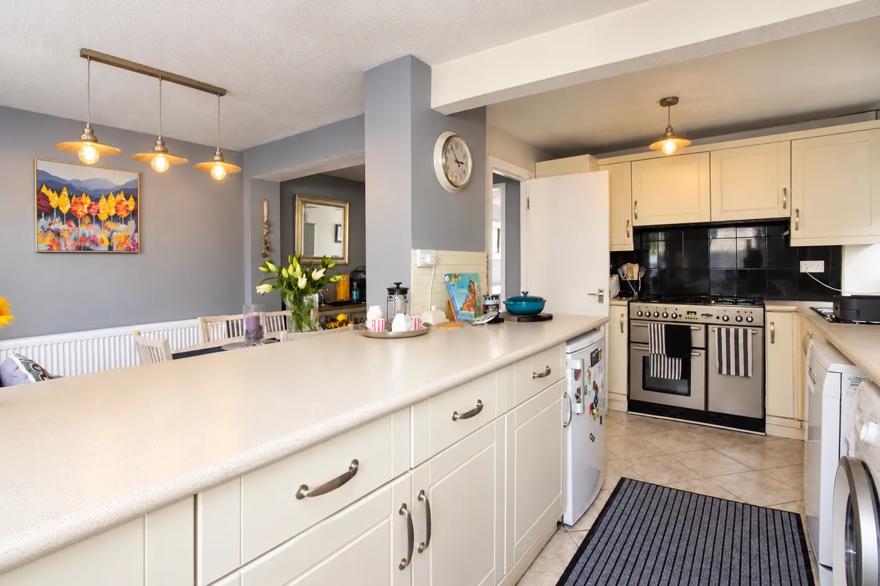 Woodlands Road, Ditton, ME20, photo 2