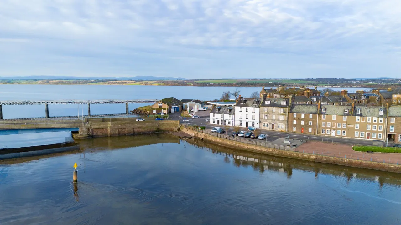 Seagate, Montrose, DD10, photo 45