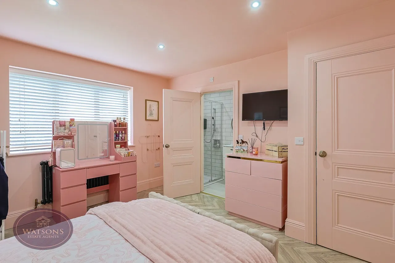 Wollaton Vale, Nottingham, photo 26