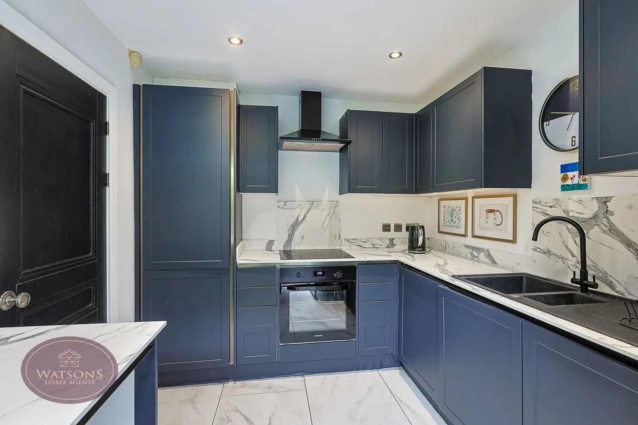 Wollaton Vale, Nottingham, photo 11