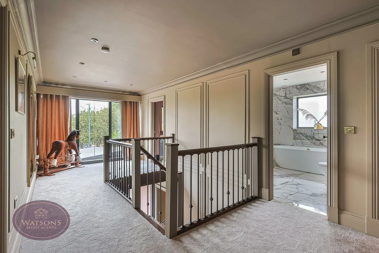 Wollaton Vale, Nottingham, photo 38
