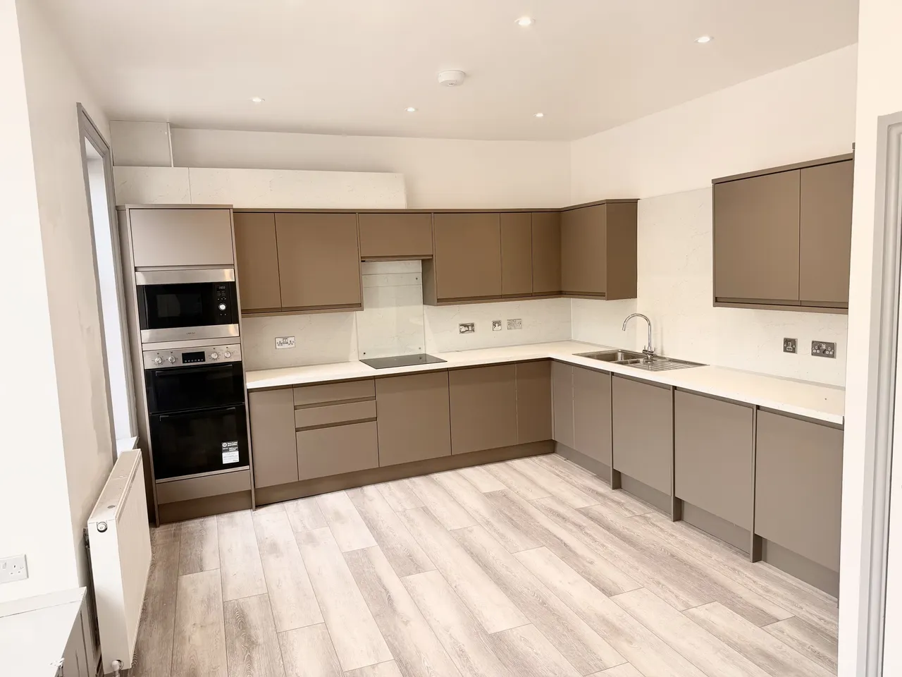 3 bed flat to rent — Ecclesall Road, Sheffield, S11 8TR