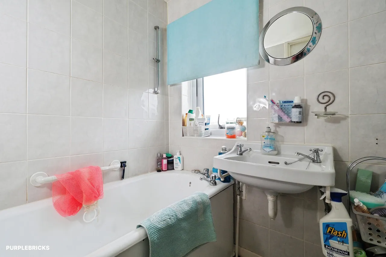 Hazelwood, Nottingham, NG12, photo 16