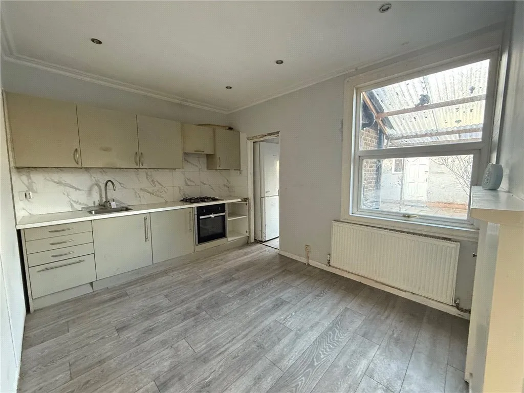 Northborough Road, London, SW16, photo 4