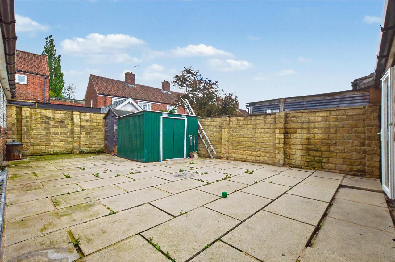 Brookside, Collingham, LS22, photo 11