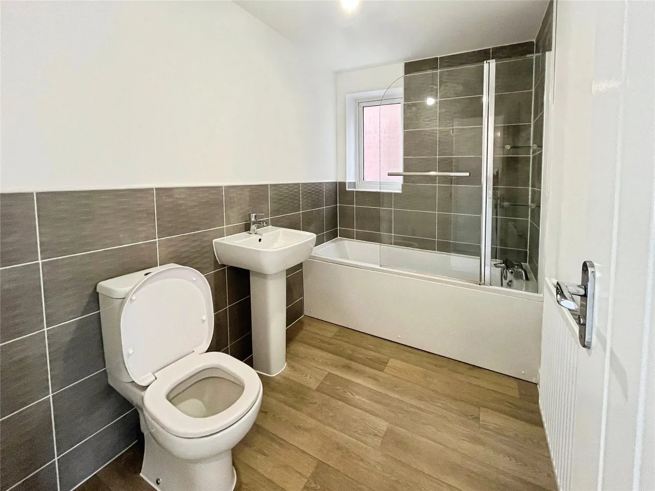 Coot Way, Stoke Bardolph, NG14, photo 12