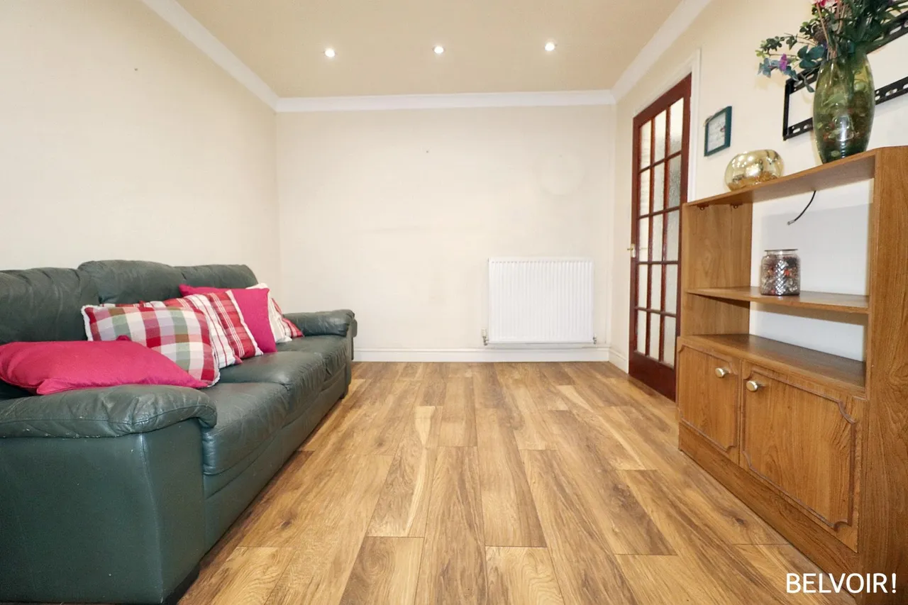Greenfield Avenue, Glyncoch, Pontypridd, CF37, photo 4
