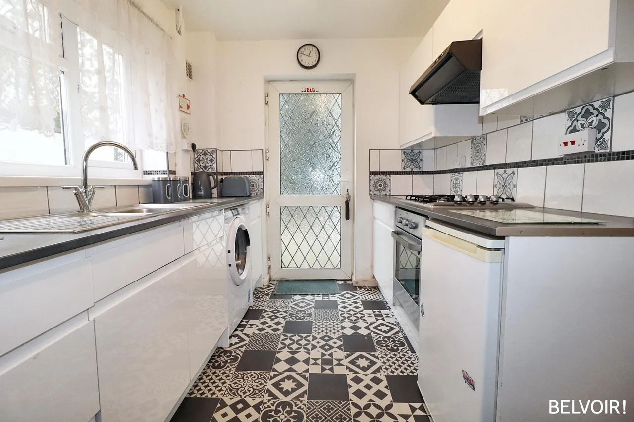 Greenfield Avenue, Glyncoch, Pontypridd, CF37, photo 5