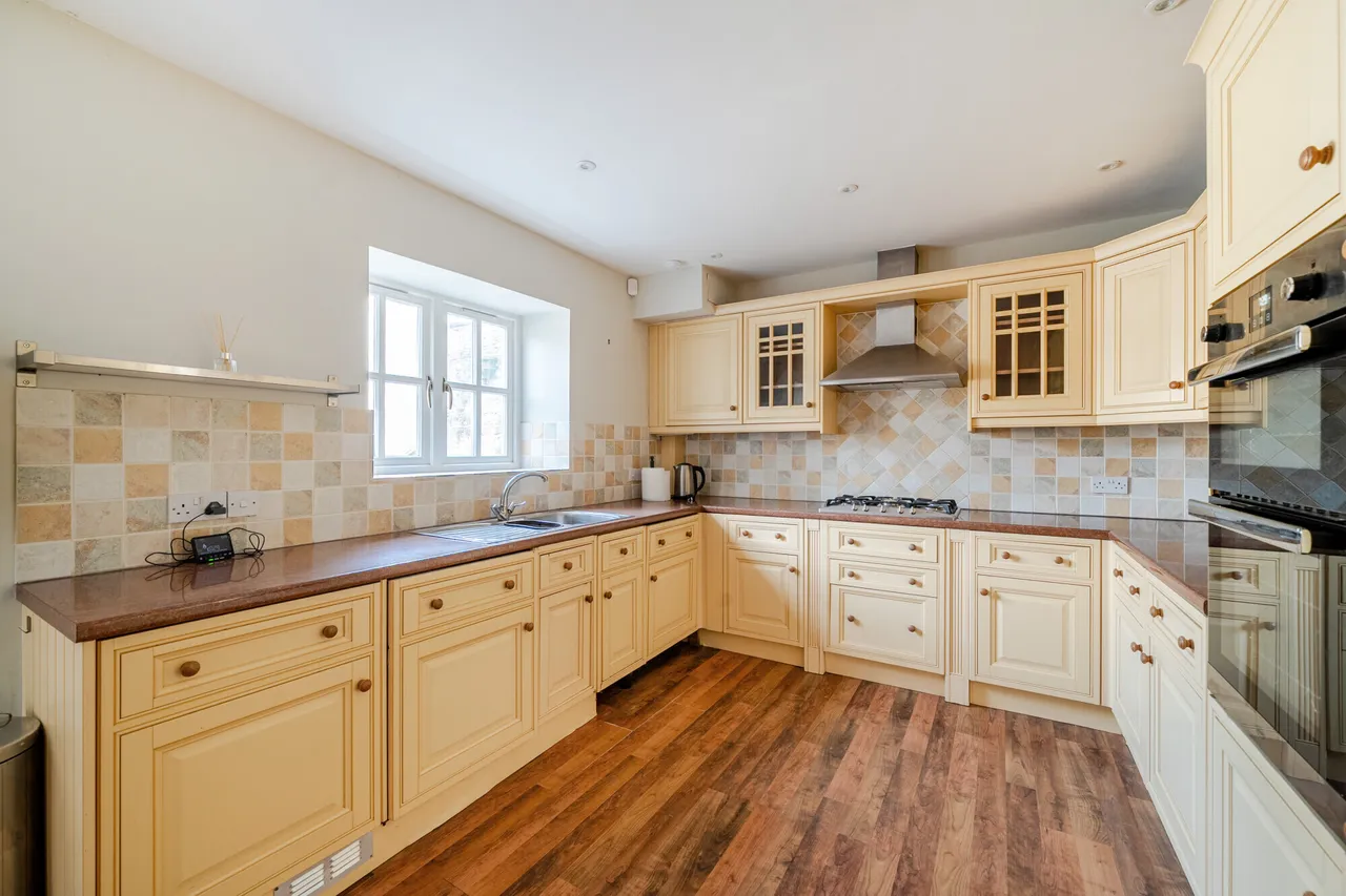 Vicarage Street, Painswick, Stroud, GL6, photo 4