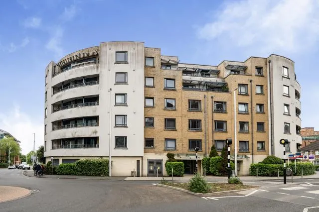 Chertsey Road, Woking, GU21, photo 16
