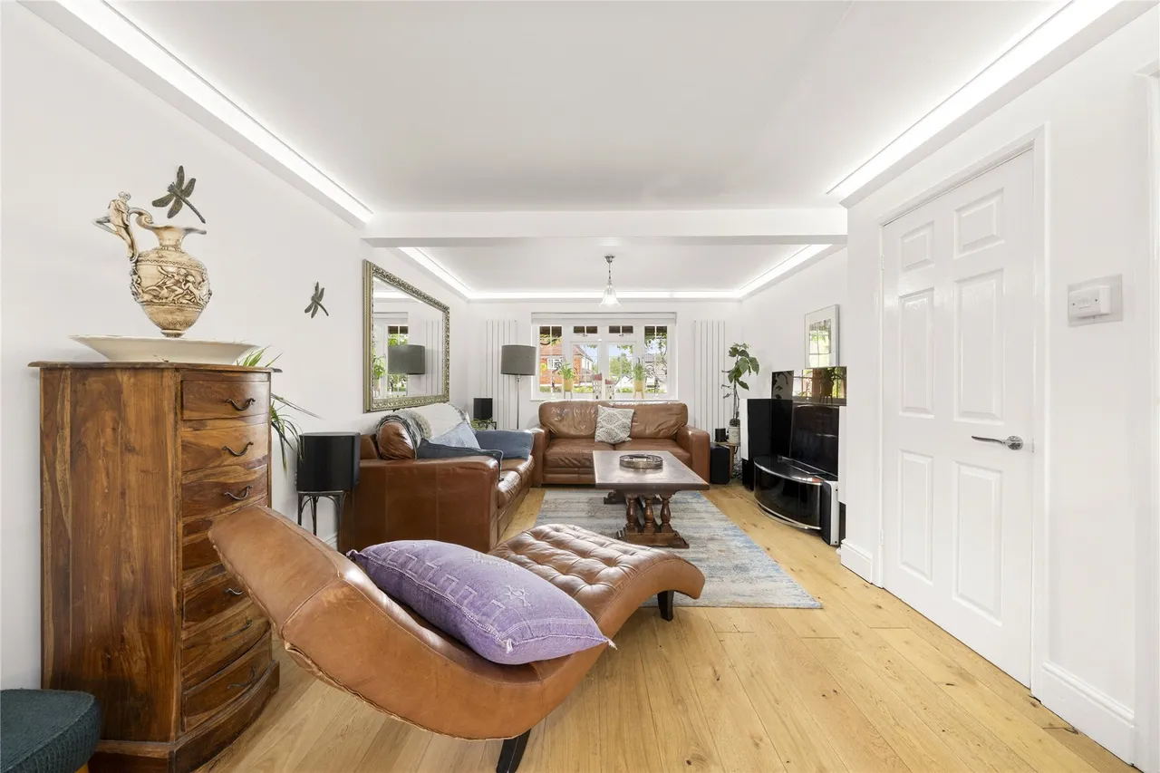 Forest Road, Effingham Junction, Leatherhead, Surrey, KT24, photo 7